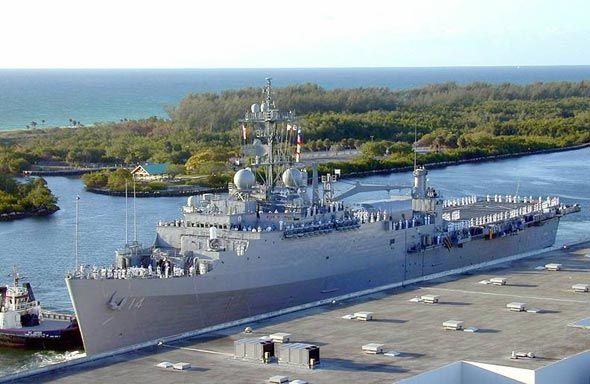 印度海軍:老艦?zāi)芊裢衅鸷I蠌?qiáng)國(guó)夢(mèng)