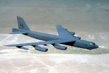 美國(guó)計(jì)劃2008年退役20架B-52轟炸機(jī)