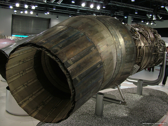俄羅斯開始測試五代戰(zhàn)機用117S新型發(fā)動機[組圖]