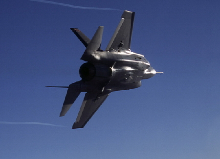 傳美防長(zhǎng)為減軍費(fèi)擬砍去問(wèn)題重重的F-35項(xiàng)目