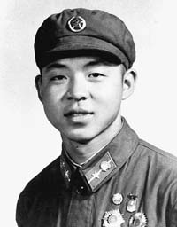 永遠的豐碑：全心全意為人民服務(wù)的楷模雷鋒