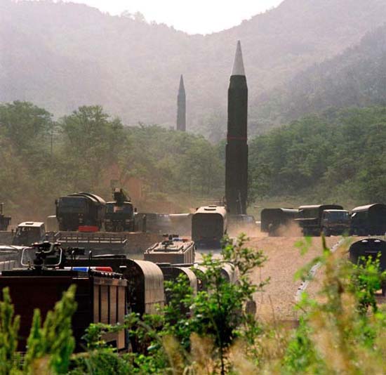 我軍新型導(dǎo)彈陣地實現(xiàn)設(shè)計跨越