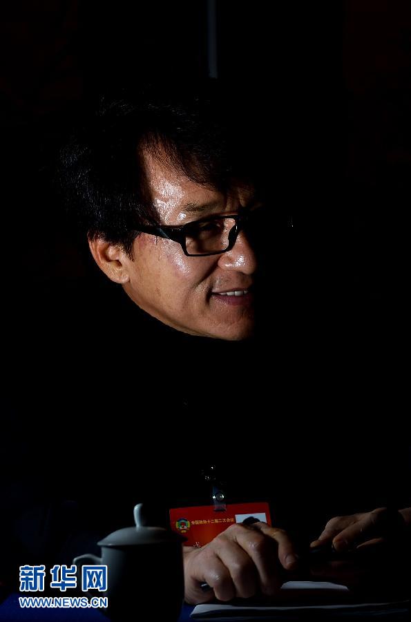 兩會(huì)：委員身影
