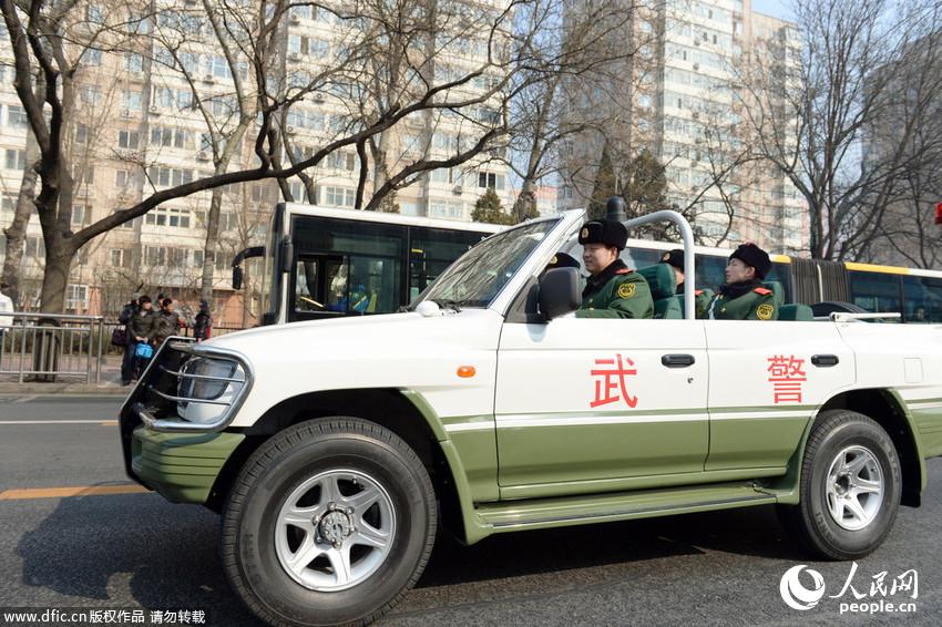 盤(pán)點(diǎn)歷屆兩會(huì)高大上“利器”