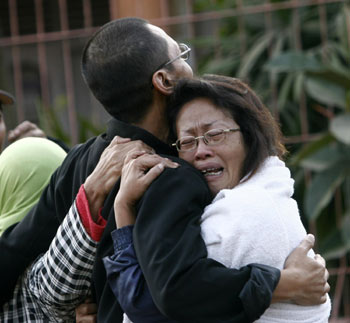 印尼強(qiáng)震死者人數(shù)上升至57人 2萬多幢建筑受損