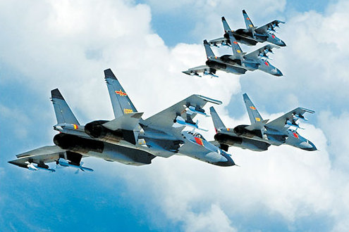 近年來(lái)空軍列裝大批新型殲擊機(jī)/轟炸機(jī)