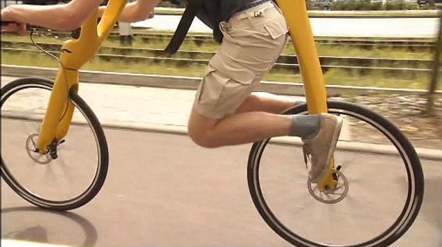 德國(guó)新概念自行車顛覆傳統(tǒng) 無(wú)踏板車座、需跑步驅(qū)動(dòng)