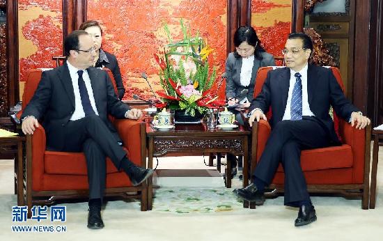 李克強(qiáng)會(huì)見(jiàn)法國(guó)總統(tǒng)奧朗德