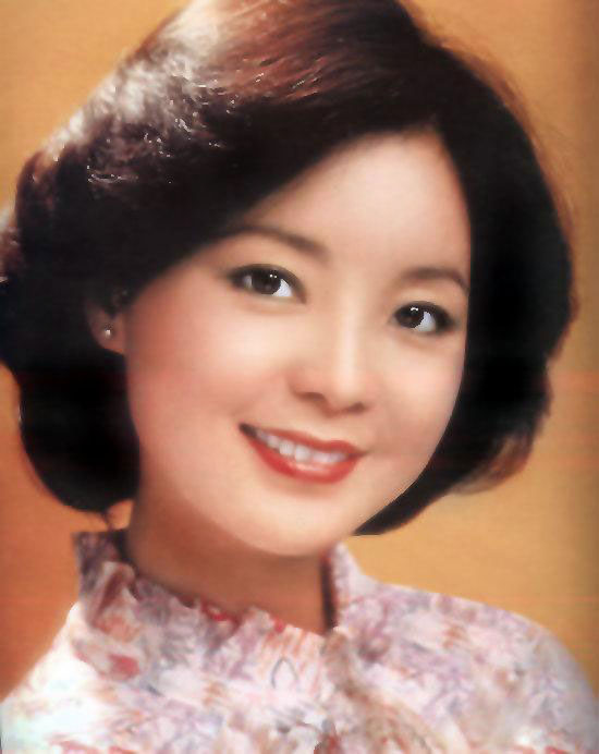 組圖:鄧麗君逝世18周年 珍藏照追憶傳奇女子