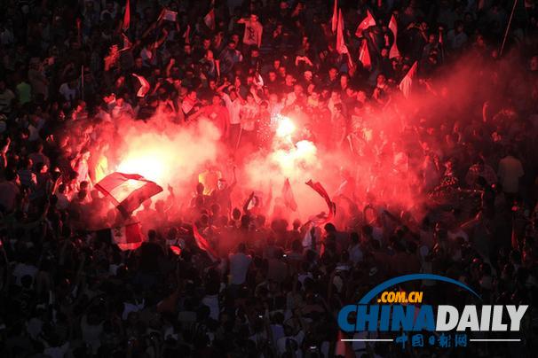 埃及爆發(fā)兩年來(lái)最大規(guī)模示威活動(dòng)200多人受傷