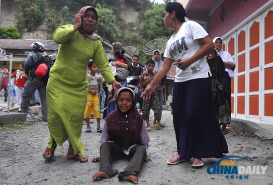 印尼地震死亡人數(shù)升至11人 仍有14名兒童被困