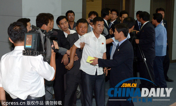 朝韓會談爆發(fā)肢體沖突 朝方關停電梯令韓方陷被動