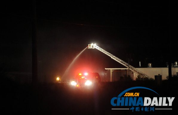 美國佛羅里達州丙烷廠連續(xù)爆炸 失蹤15人已找到