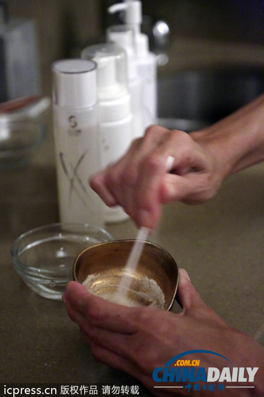 日本藝伎美容有道 用鳥屎面膜涂臉護(hù)膚（高清組圖）