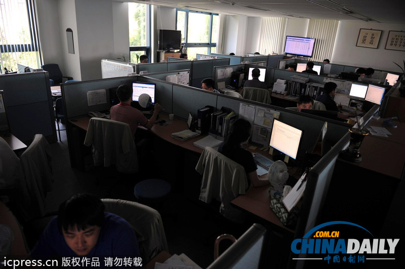 韓電力交易所關空調(diào)節(jié)電 辦公室內(nèi)溫度高達32.6度