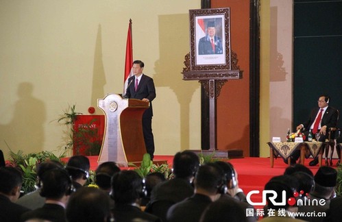 習(xí)近平在印尼國會發(fā)表演講：攜手建設(shè)中國－東盟命運共同體