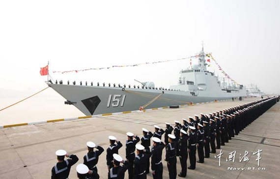 【盤點(diǎn)】中國海軍一年入列的17艘軍艦