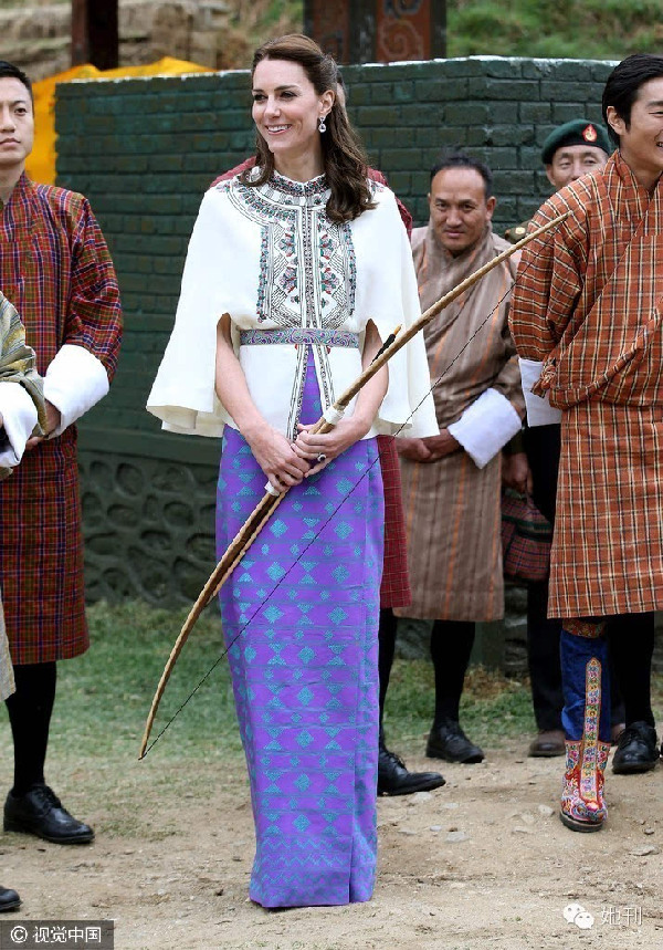 她貴比英女王，卻穿幾百塊的衣服美翻東南亞！