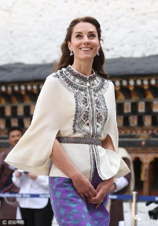 她貴比英女王，卻穿幾百塊的衣服美翻東南亞！