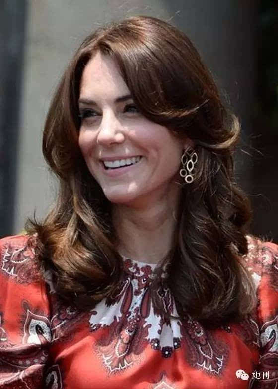 她貴比英女王，卻穿幾百塊的衣服美翻東南亞！