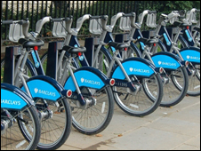 Renting a Bike 租賃自行車(chē)