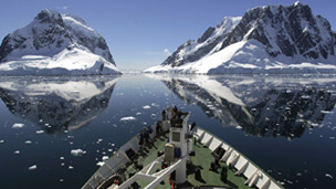 Should tourists go to Antarctica? 你想去南極旅游嗎？