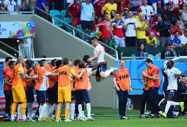 球進(jìn)了！Goooooal！世界杯慶祝方式大盤點(diǎn)（組圖）
