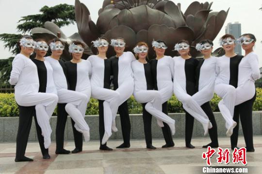 扎克伯格“霧霾跑步”真是拼了！