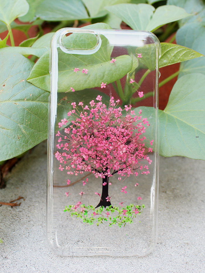 用鮮花做成的手機(jī)殼你見過嗎？（組圖）
