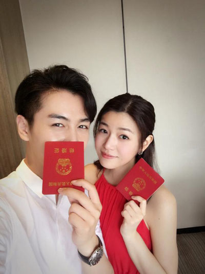 霍建華結(jié)婚！陳妍希領(lǐng)證！胡歌今年隨的份子錢有點(diǎn)多……