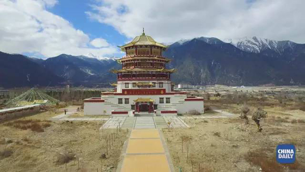 小康之路：他們曾經(jīng)是伐木人，如今卻成了護林員和藏香廠老板丨解碼中國