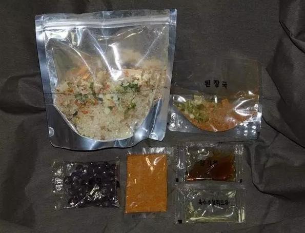 揭秘各國兵哥哥的野戰(zhàn)口糧！看到韓國的，忍不住笑出了聲…