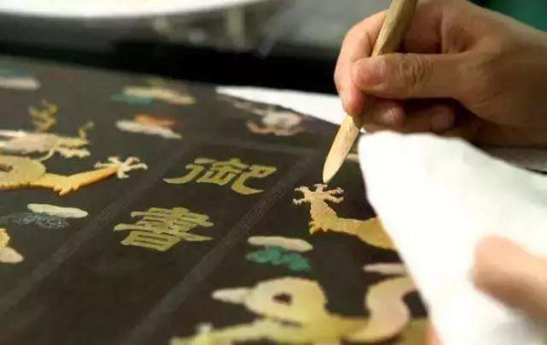 習近平特朗普同游故宮！那些讓特朗普驚嘆的殿、樓、齋，用英文怎么說？