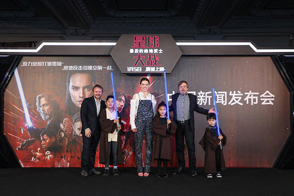 《星戰(zhàn)8》內地票房不敵《前任3》 中國觀眾原力為何沒覺醒
