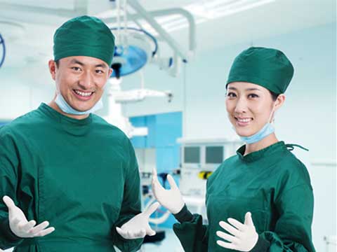ill和sick用法不一樣？表達“身體不舒服”時可別選錯了！
