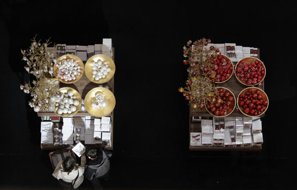 Go shopping when Christmas comes in Berlin