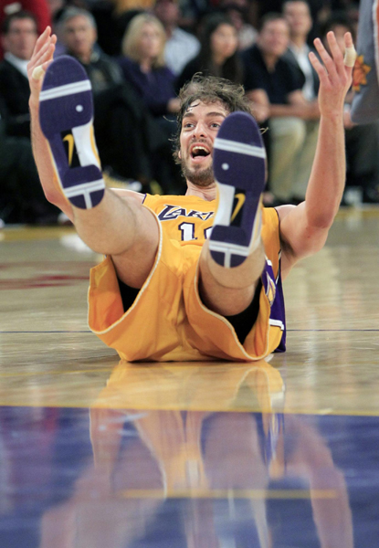 NBA：科比創(chuàng)季后賽新高 湖人再擒太陽(yáng)