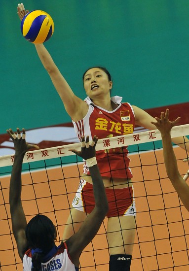 女排精英賽：中國(guó)隊(duì)3:0完勝古巴隊(duì)獲亞軍
